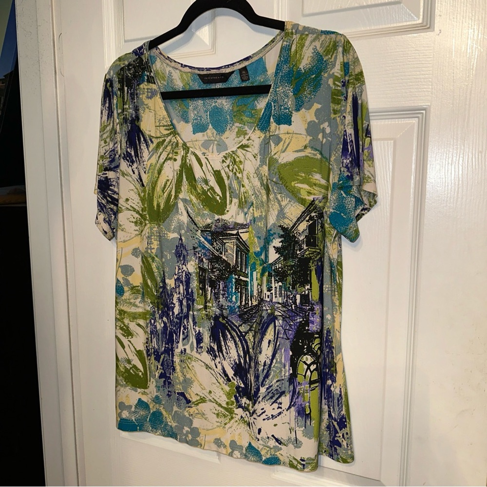 Investments Top XL Artsy Houses On Street, Green Blue Black Stretch Jersey Knit